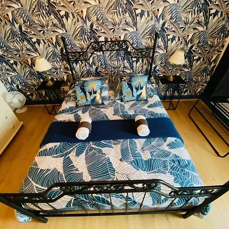 Du Relais D'auniac - Bar Restaurant Piscine מלון *