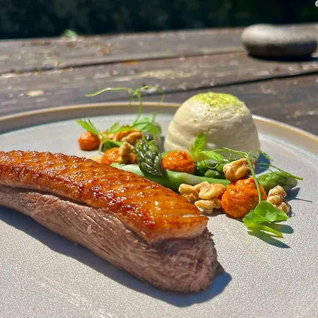 Du Relais D'auniac - Bar Restaurant Piscine * אנגלרס-נוזק