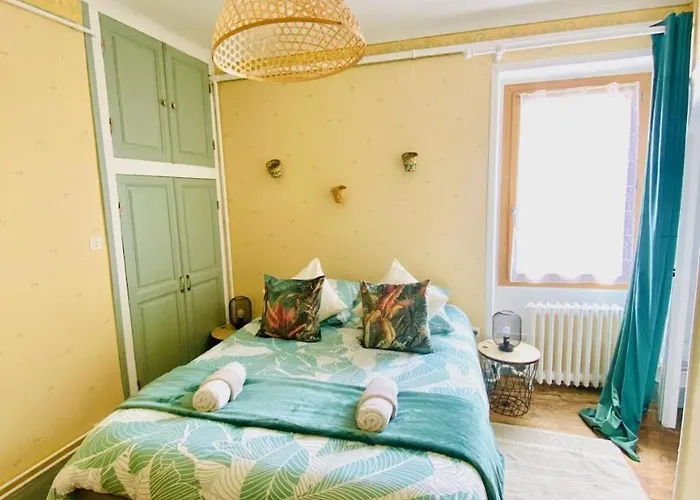 Du Relais D'auniac - Bar Restaurant Piscine Anglars-Nozac