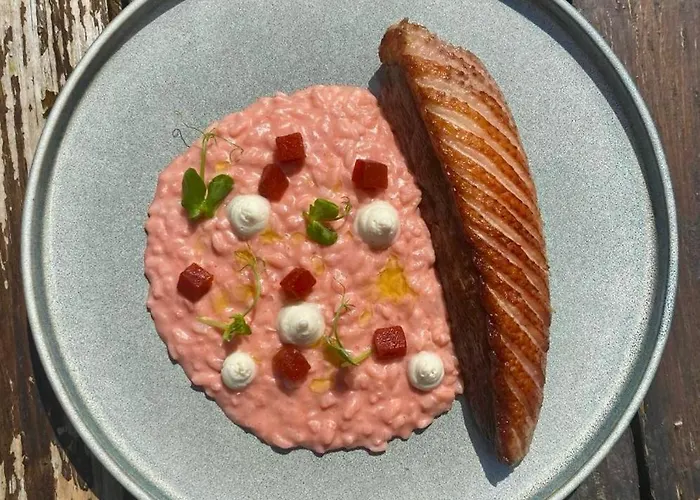 Du Relais D'auniac - Bar Restaurant Piscine