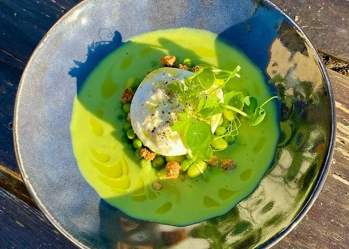 Du Relais D'auniac - Bar Restaurant Piscine Hotel Anglars-Nozac