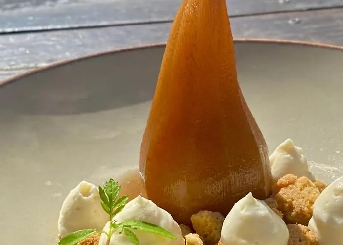 Du Relais D'auniac - Bar Restaurant Piscine Hotel Anglars-Nozac